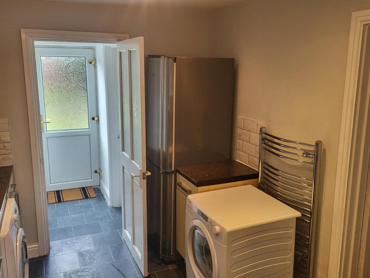 Spacious & Cosy Holiday Home In Manchester Luaran gambar