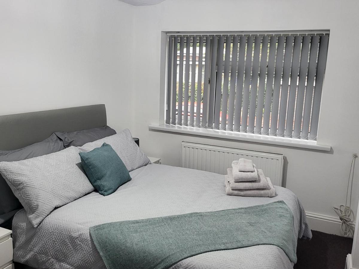 Spacious & Cosy Holiday Home In Manchester Luaran gambar
