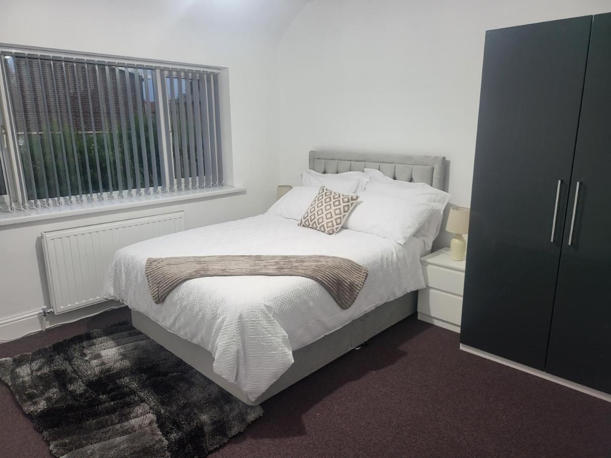 Spacious & Cosy Holiday Home In Manchester Luaran gambar